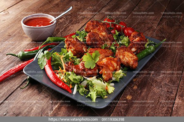 دانلود عکس خوراک مرغ با سس فلفلی