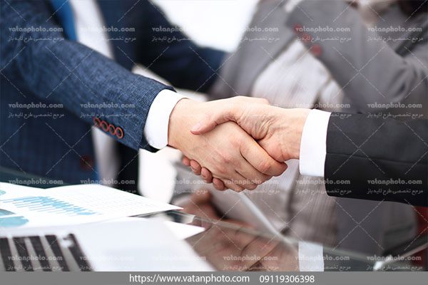 عکس دست دادن