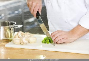 عکس سرآشپز قارچ سبزی