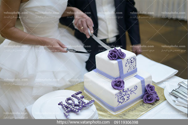 عکس کیک با طرح گل بنفش